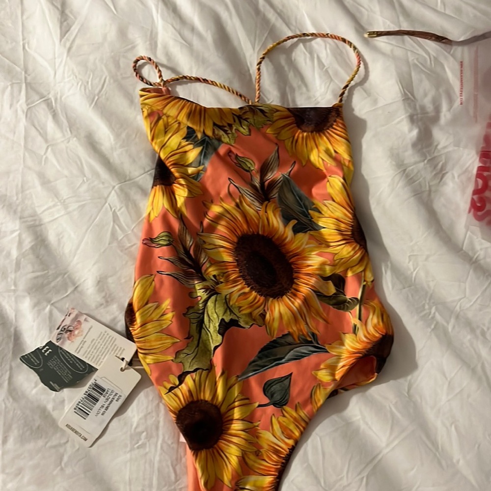 Agua bendita kali sun shower one piece large new with tags